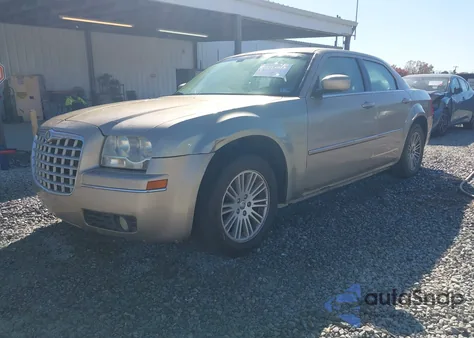 2009 Chrysler 300 Touring из США, поврежденный, VIN 2C3KA53V19H591415